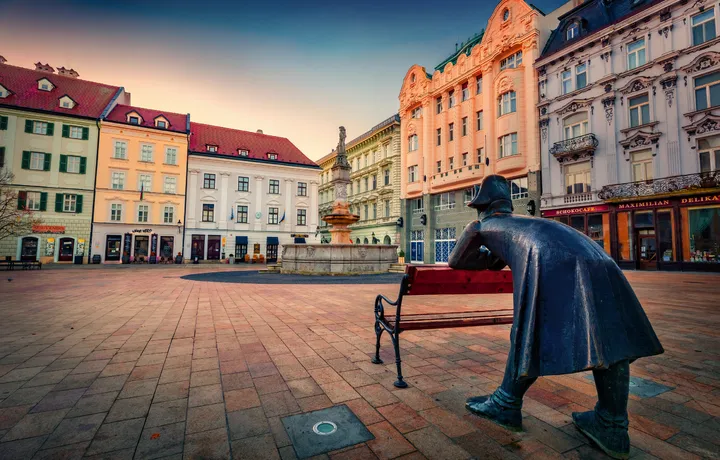 Bratislava - Lichterglanz über der Donau