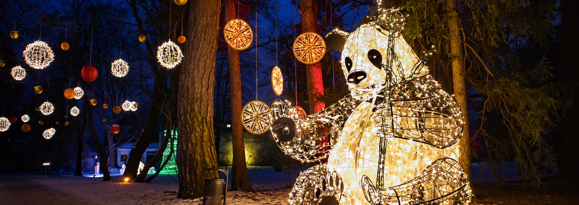 Lichterzauber in Innsbruck: Swarovski Kristallwelten und LUMAGICA